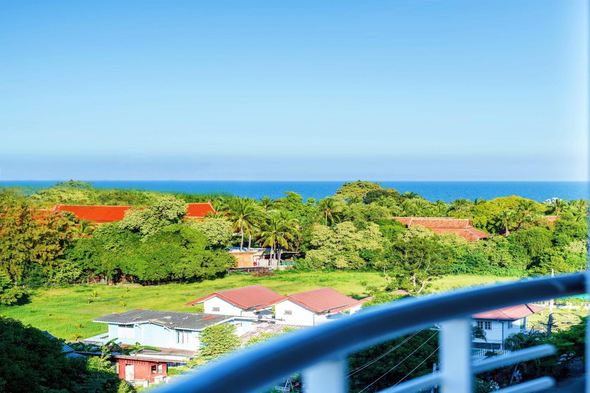 Hua Hin First - Happy Rent Apartman Szoba fotó