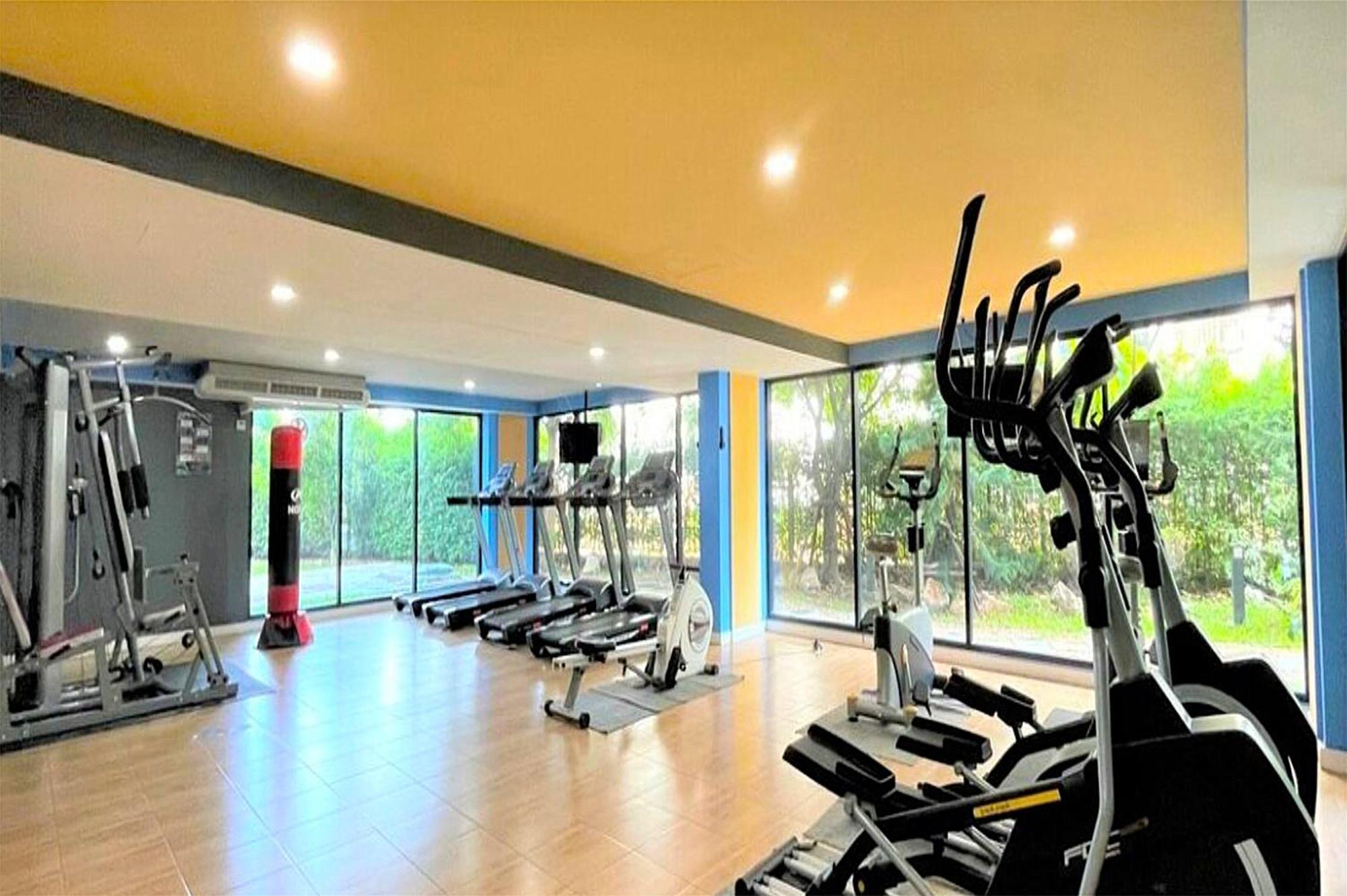 Hua Hin First - Happy Rent Apartman Kültér fotó