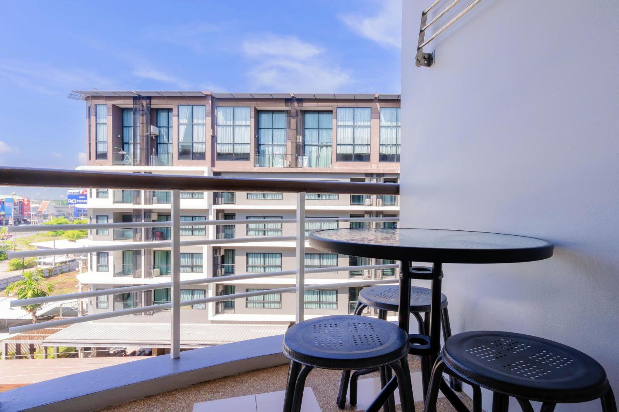 Hua Hin First - Happy Rent Apartman Kültér fotó